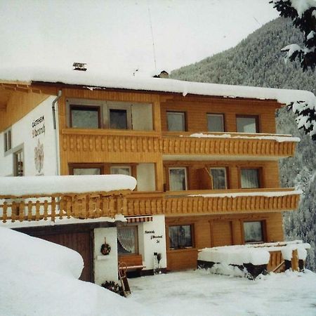 Gastehaus Alpenruh Hotel Prägraten Exterior foto